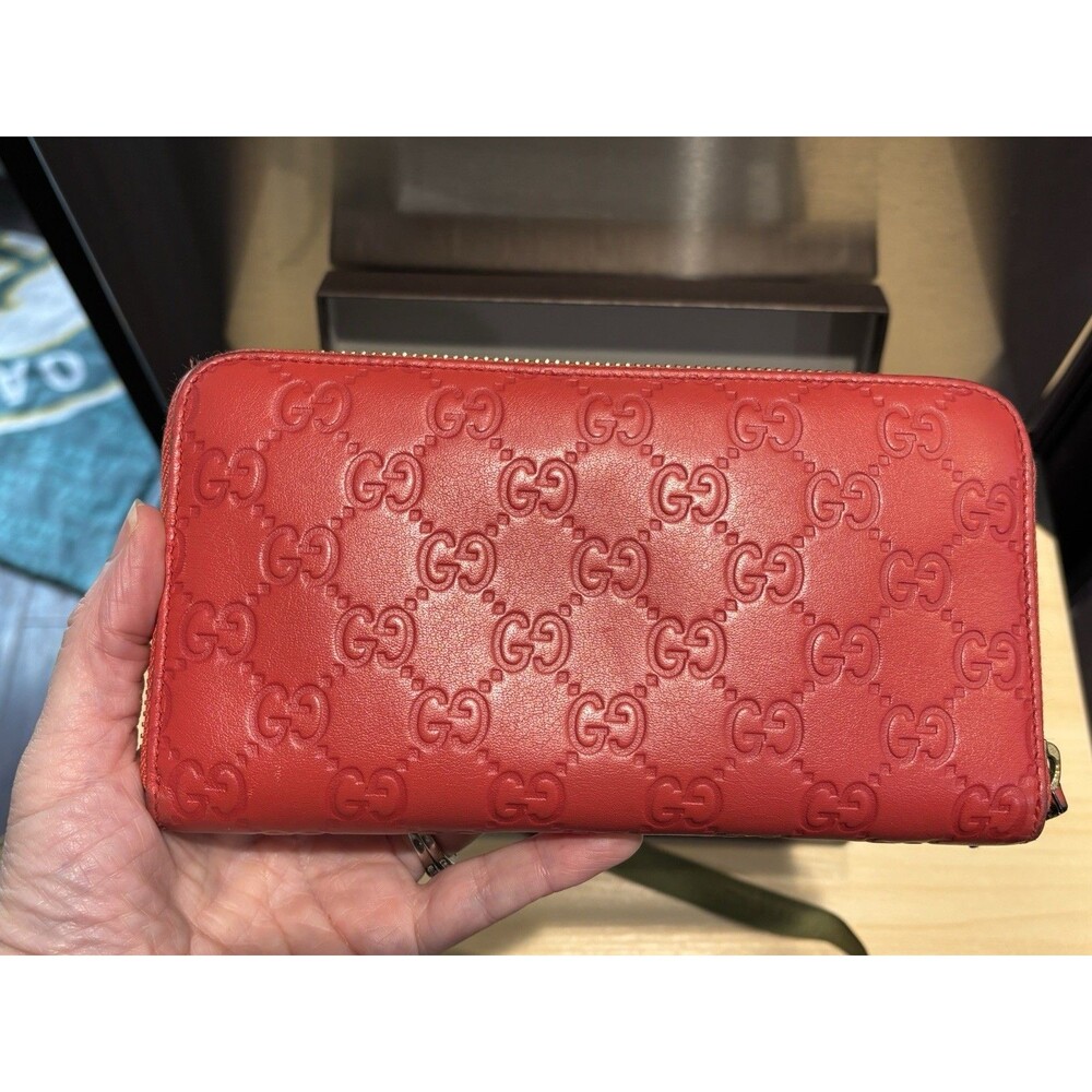 Authentic HOT Red GUCCI Guccissima Leather Zipper Wallet W/ COA Box Fits IPhone - Picture 3 of 16